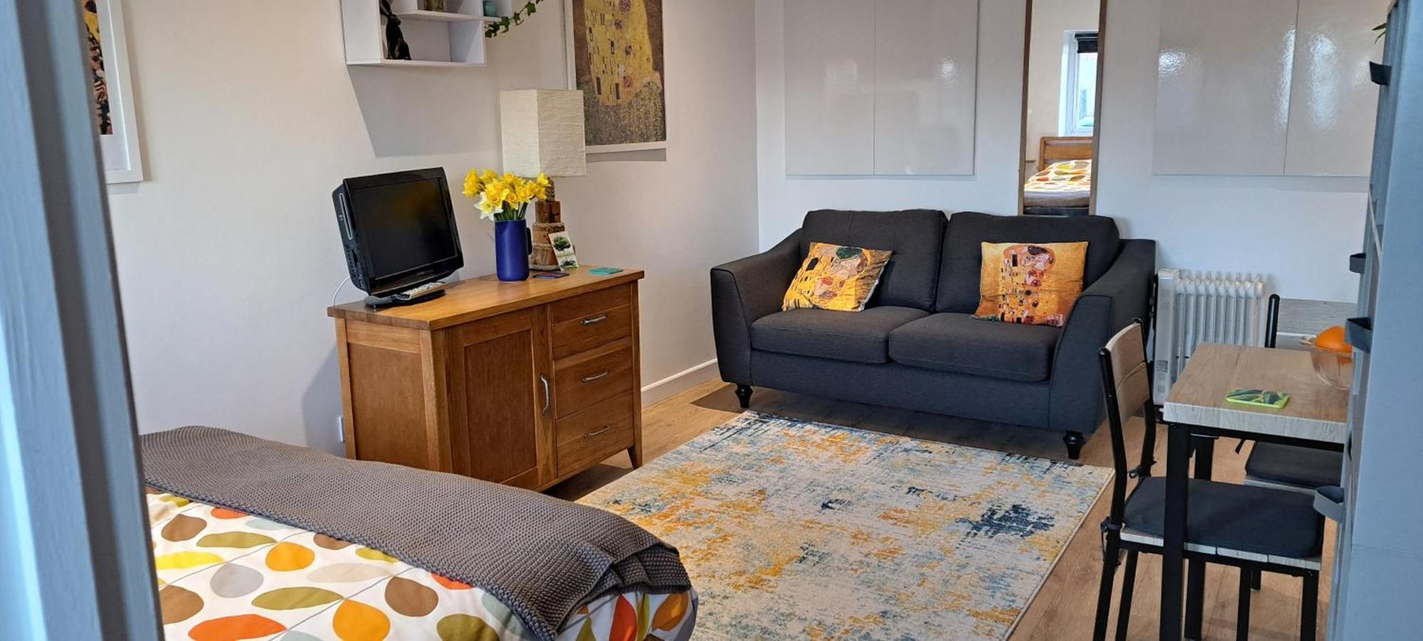 Modern Studio Apartment With Outstanding Views, Sleeps 2 Newlyn Buitenkant foto
